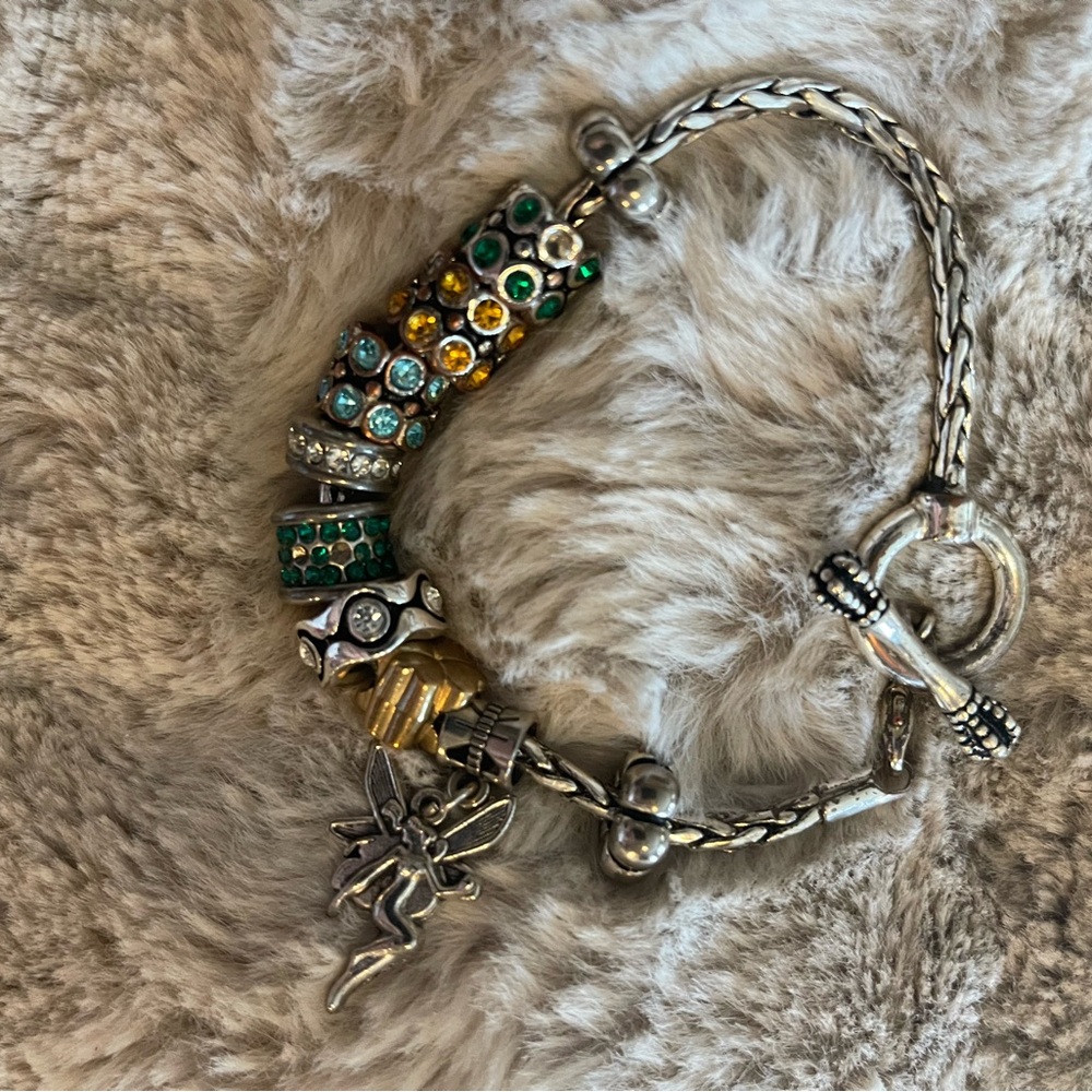Charm bracelet